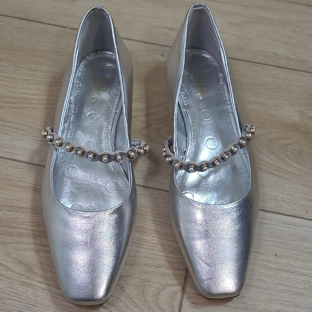 Boden Elegant Silver Women's Shoes with Pearl Detail Size 39/8 - Picture 1 of 9